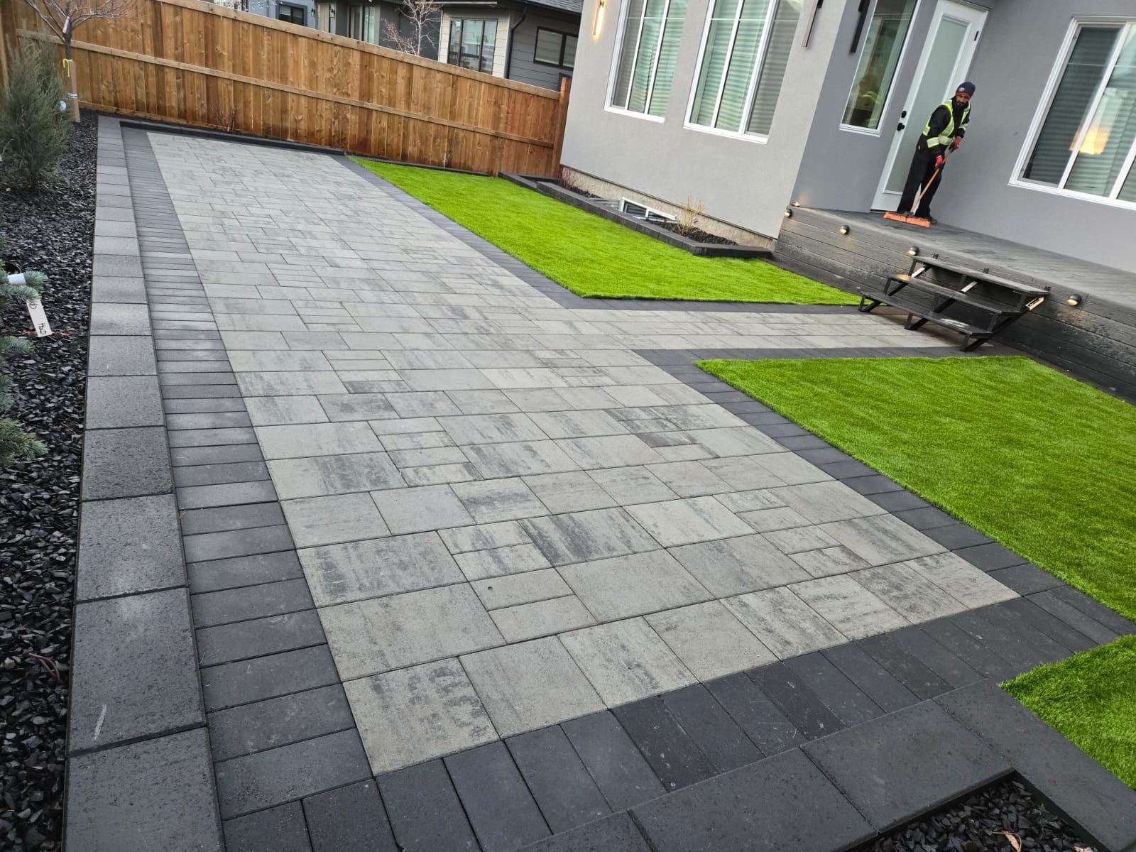 7bfc6cb4-3570-438b-ac26-cf5bac3e15e1